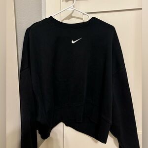 Womens Nike crewneck